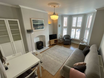Flat to rent in Central Road, Didsbury M20