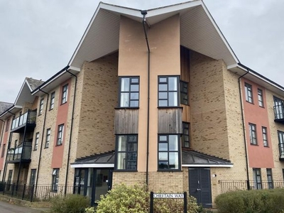 Flat to rent in Chieftain Way, Cambridge CB4
