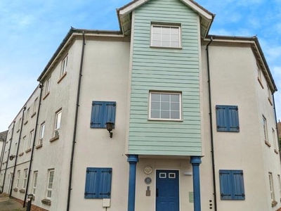 Flat to rent in Eastcliff, Portishead, Bristol BS20
