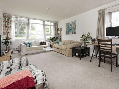 Flat to rent in Garden Royal, Kersfield Road, Putney SW15