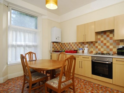 Flat to rent in Napier Terrace, Flat 1, Plymouth PL4