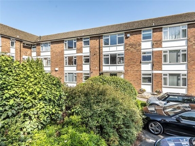 Flat to rent in Normans, Norman Road, Winchester, Hampshire SO23