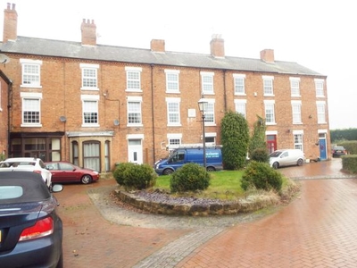 Flat to rent in Park Place, Worksop S80