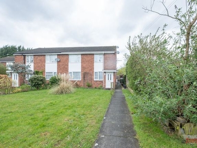 Flat to rent in Rose Drive, Brownhills, Walsall WS8