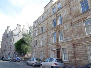 Flat to rent in Sciennes House Place, Newington, Edinburgh EH9
