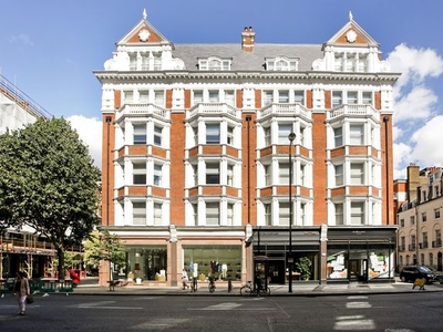 Flat to rent in Sloane Street, London SW1X