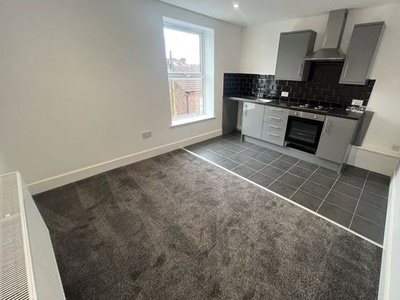 Flat to rent in Warbreck Moor, Liverpool L9