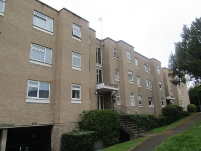 Flat to rent in Woodgrange Court Rawden Drive, Hoddesdon EN11