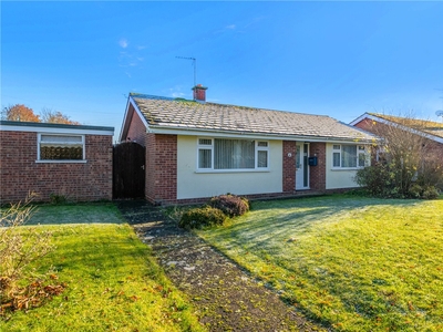 Little Hale Road, Great Hale, Sleaford, Lincolnshire, NG34 2 bedroom bungalow in Great Hale