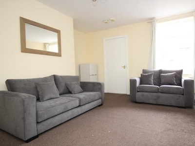Maisonette to rent in Station Road, South Gosforth, Newcastle Upon Tyne NE3