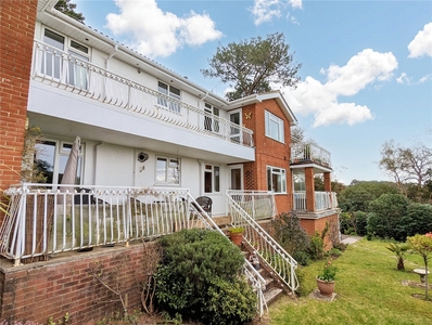 Overbury Road, Lower Parkstone, Poole, BH14 2 bedroom flat/apartment in Lower Parkstone