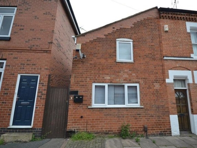 Property to rent in Montague Road, Leicester LE2