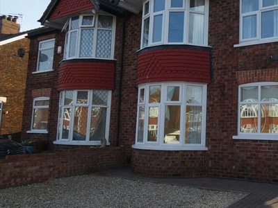 Semi-detached house to rent in Hamilton Road, Scunthorpe DN17