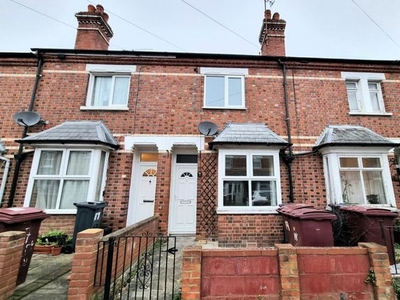 Terraced house to rent in Filey Road, Reading RG1