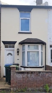 Terraced house to rent in Sotheron Road, Watford WD17