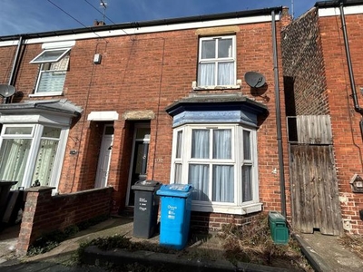 Terraced house to rent in Thoresby Street, Hull HU5