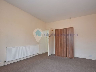 Terraced house to rent in Wilberforce Road, Leicester LE3