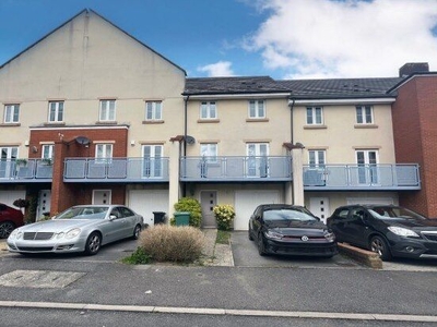 Town house to rent in Ridley Avenue, Bristol BS16