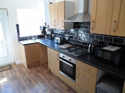 4 bedroom house share for rent in West End Lane, Doncaster, South Yorkshire, DN11