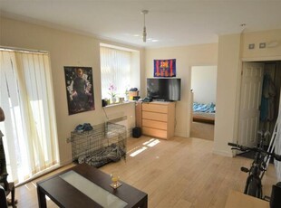1 Bedroom Apartment For Rent In Western Road, Leicester