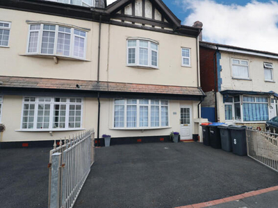 1 Bedroom Apartment For Sale In 17-21 Beach Road, Cleveleys