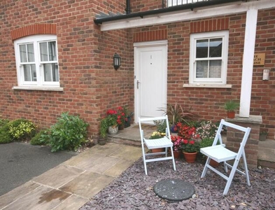 1 Bedroom Flat For Rent In Bookham