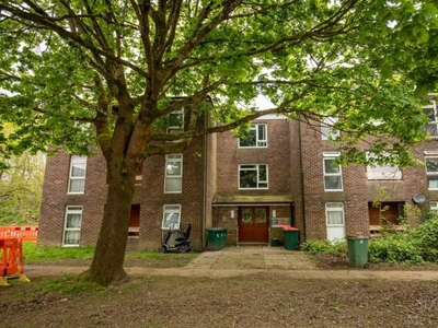 1 Bedroom Flat For Sale In Crawley