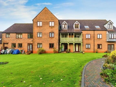 1 Bedroom Flat For Sale In Lyndhurst, Hampshire