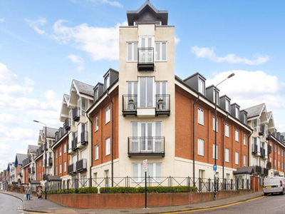 1 Bedroom Flat For Sale In St. Albans
