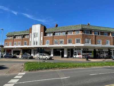 1 Bedroom Flat For Sale In Worthing, West Sussex