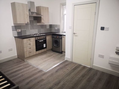 1 bedroom terraced house to rent Bolton, BL2 1JN