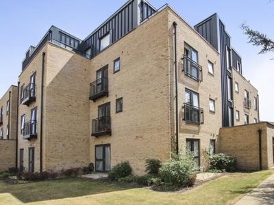 2 Bed Flat/Apartment For Sale in Ashford, Middlesex, TW15 - 5034928