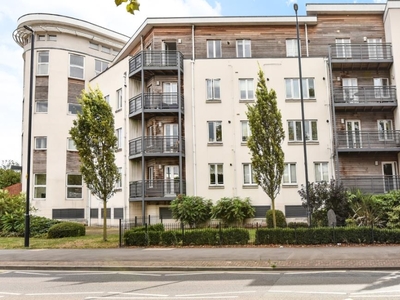 2 Bed Flat/Apartment For Sale in Maidenhead, Berkshire, SL6 - 5320130