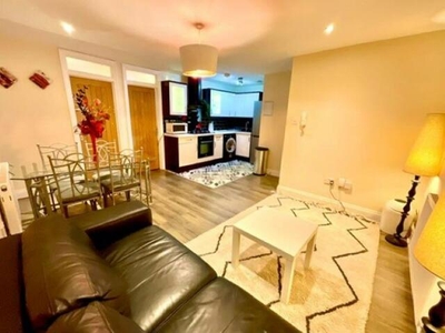 2 Bedroom Apartment For Rent In Cardiff(city)