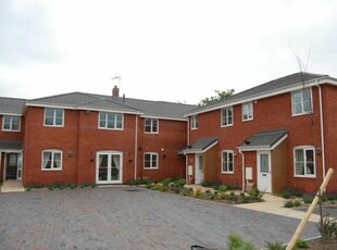 2 Bedroom Apartment For Rent In Tamworth