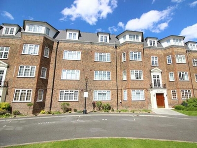 2 Bedroom Apartment For Rent In Worcester Park, Surrey