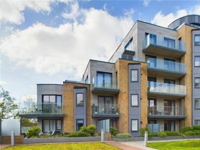 2 Bedroom Apartment For Sale In 5-9 Berkeley Avenue, Reading