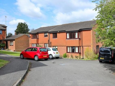 2 Bedroom Apartment For Sale In Burgess Hill
