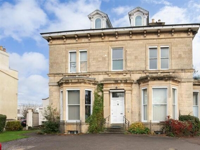 2 Bedroom Apartment For Sale In Lansdown Road