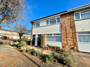 2 Bedroom Apartment For Sale In Luton, Bedfordshire