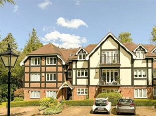 2 Bedroom Apartment For Sale In Northwood, Middlesex
