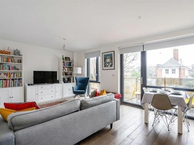2 Bedroom Apartment For Sale In Stepney Green, London