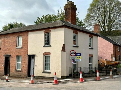 2 Bedroom Cottage For Sale In Hereford