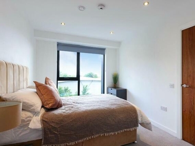 2 Bedroom Flat For Rent In Sutton, Surrey