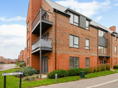 2 Bedroom Flat For Sale In 1 Rosa Close, Godalming