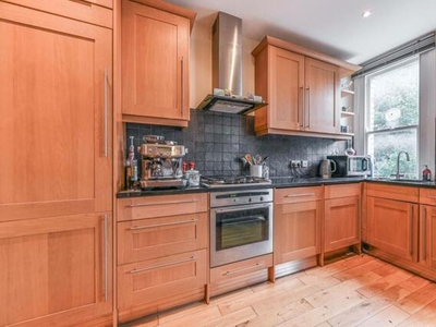 2 Bedroom Flat For Sale In Between The Commons, London