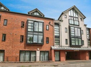 2 Bedroom Flat For Sale In Exeter, Devon