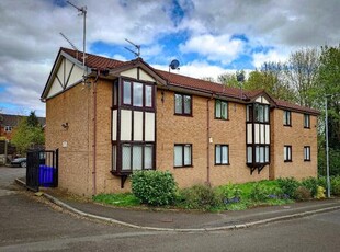 2 Bedroom Flat For Sale In Hyde, Greater Manchester
