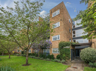 2 Bedroom Flat For Sale In Kingston Upon Thames