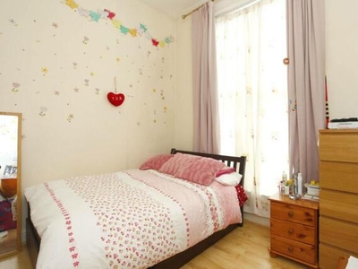 2 Bedroom Flat For Sale In Little Venice, London
